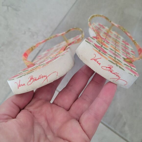 Vera Bradley Flower pattern flip flops‎ - Picture 8 of 10